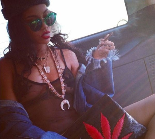 rihanna smoking weed