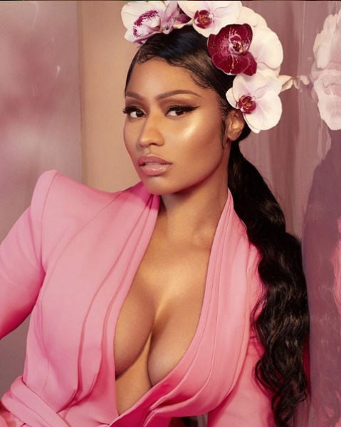 nicki minaj face
