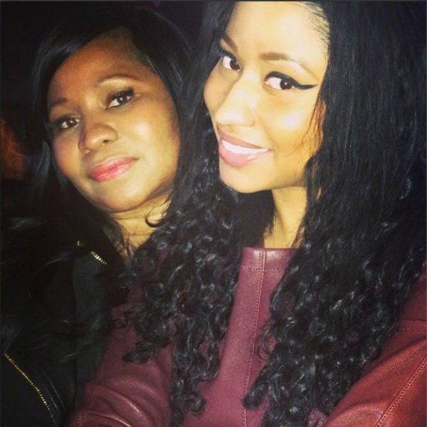 nicki minaj mum