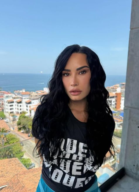 demi lovato debuts new face in 2025