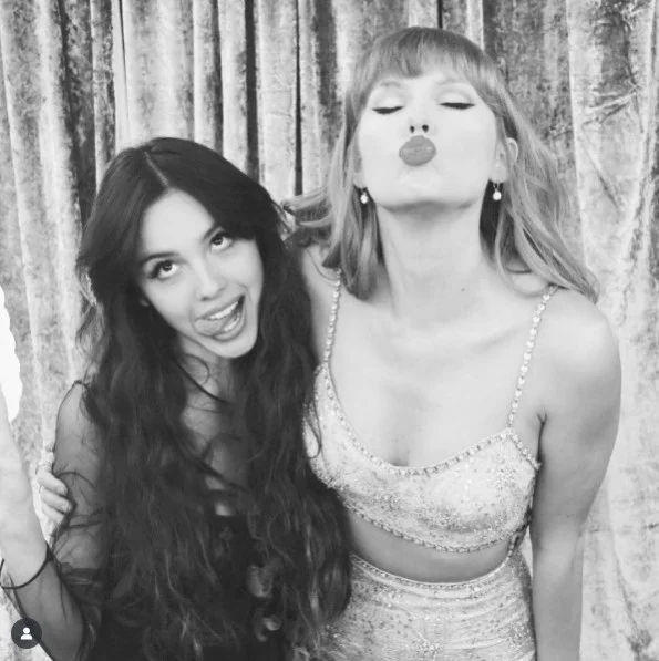 taylor swift and olivia rodrigo friends