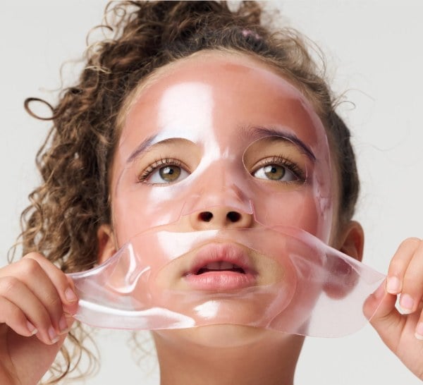 rini shay mitchell mask