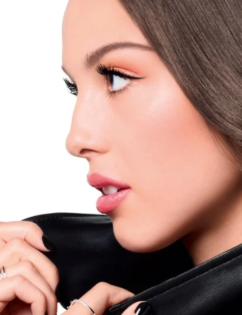 olivia rodrigo Lash Idôle Curl Goddess