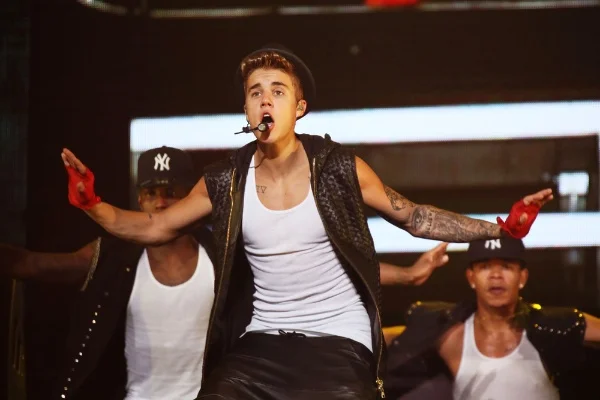 justin bieber china performance