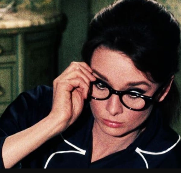 audrey hepburn glasses