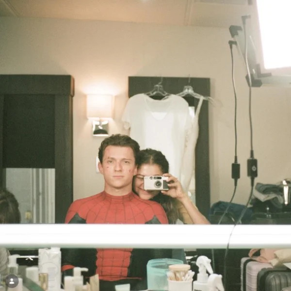 tom holland zendaya on set