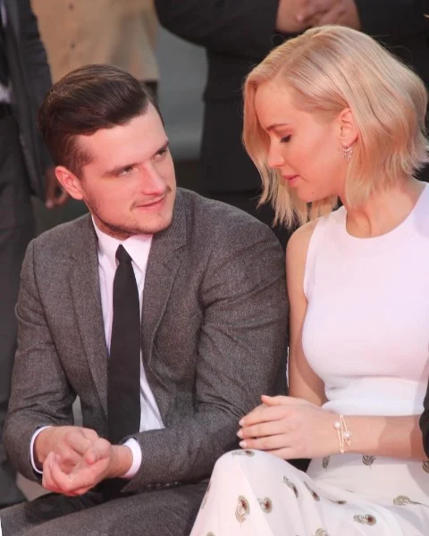 jennifer lawrence josh hutcherson hunger games ceremony l.a